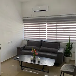 Laila's Studio2 חיפה